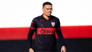 Atlético perde dupla de volantes para encarar o Fortaleza