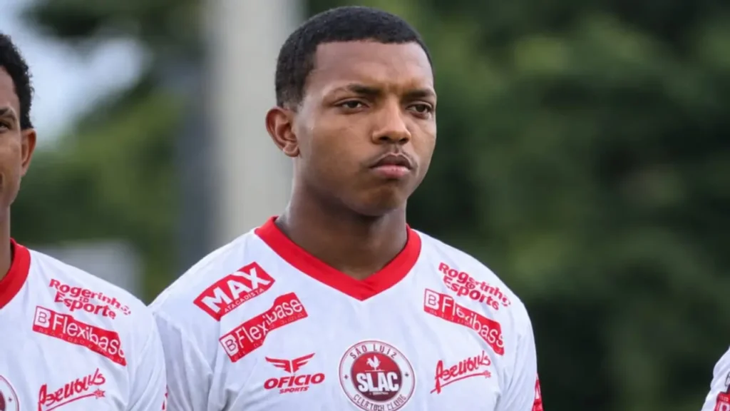 Jogador que agrediu jornalista é demitido pelo São Luís