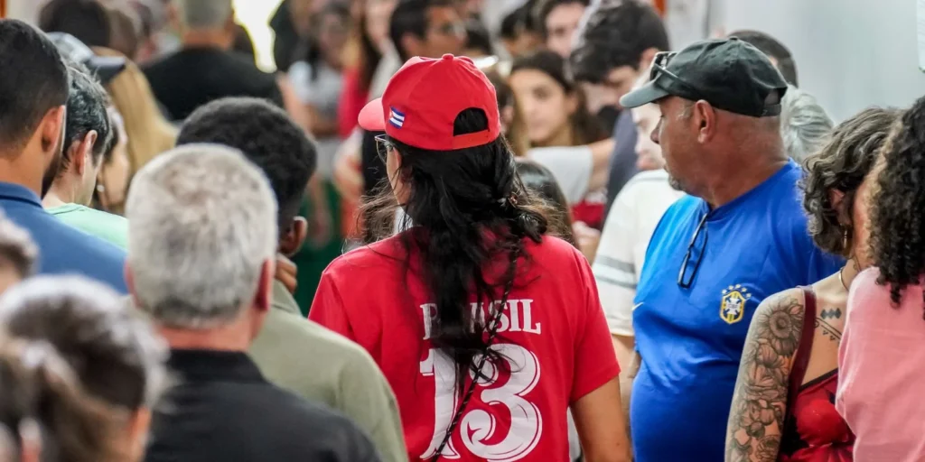 Denúncias de assédio eleitoral no ambiente de trabalho crescem 75% após segundo turno