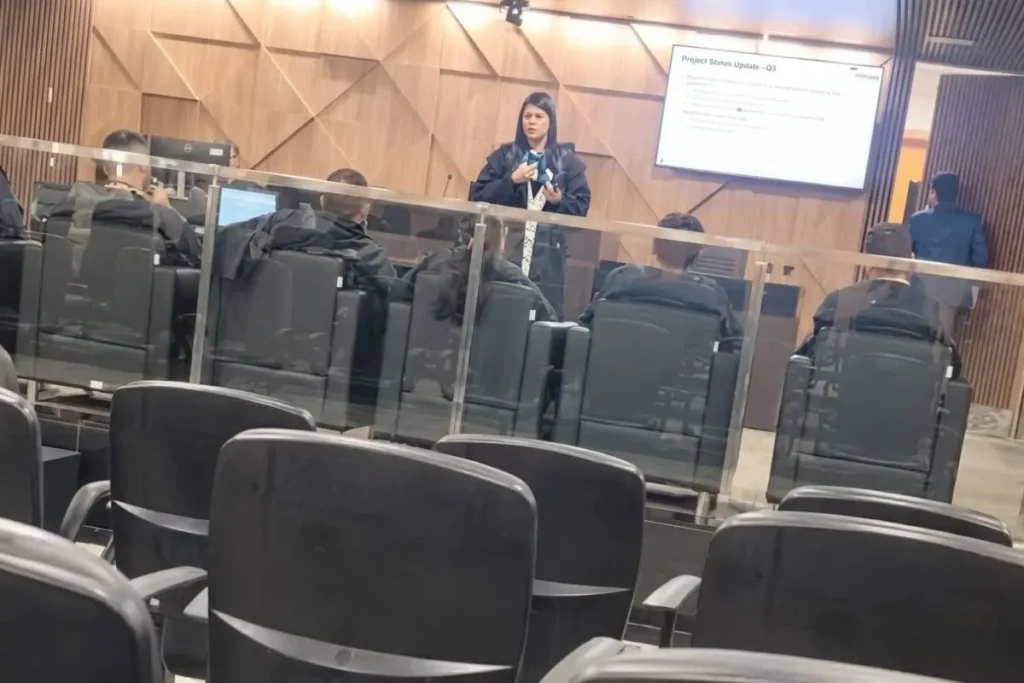 Júri absolve um acusado de ataque a ônibus com torcedores do Goiás em Goiânia