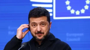 'Só alimenta o desejo de matar pessoas', diz Zelensky ao criticar decisão de Trump de suspender sanções contra a Rússia