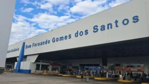 Feriado deve aumentar movimento na rodoviária e no aeroporto de Goiânia; terminal aéreo prevê 44 mil passageiros