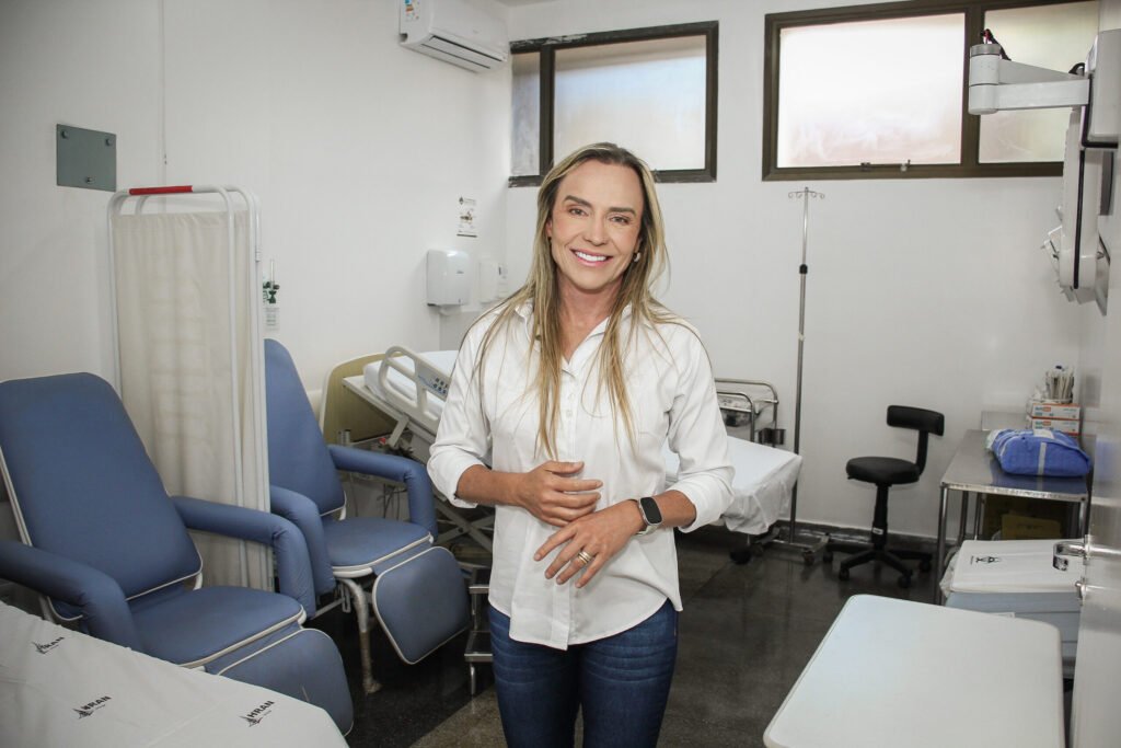 Celina Leão visita Centro Obstétrico do HRAN e destaca investimentos na reforma de hospitais e ampliação de cirurgias robóticas no DF
