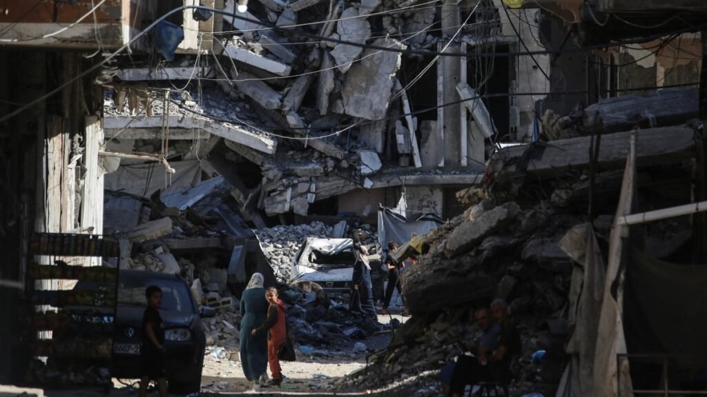 Faixa de Gaza tem 82% das construções danificadas três anos após 7 de Outubro