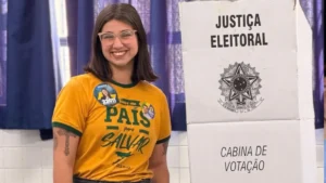 Mãe de Eduarda Campopiano, crítica de políticas sociais, recebe benefício assistencial há pelo menos 8 anos