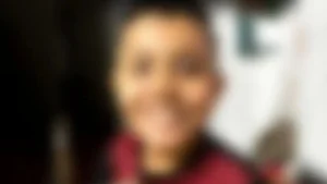 Menino baleado na cabeça deixa hospital e vai para o Crer