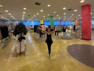 Ambrô Fest terá mais de 7 mil peças de roupas a R$ 49,90