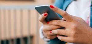 México assina decreto para proteger crianças nas redes sociais