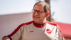 Guto Ferreira mantém confiança no Vila Nova