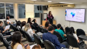 Hospital de Base promove capacitação sobre prevenção e diagnóstico do câncer colorretal