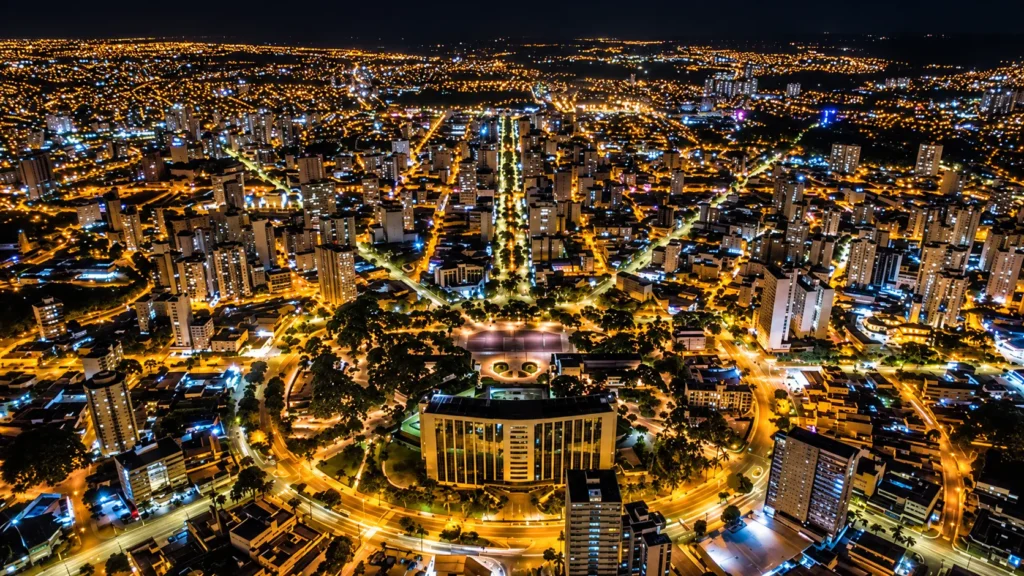Goiânia foi planejada para 50 mil habitantes, e hoje tem 1,5 milhão; o que sobrou daquela cidade?