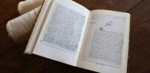IA ajuda historiadores a decifrar mensagens napoleônicas e papiros carbonizados