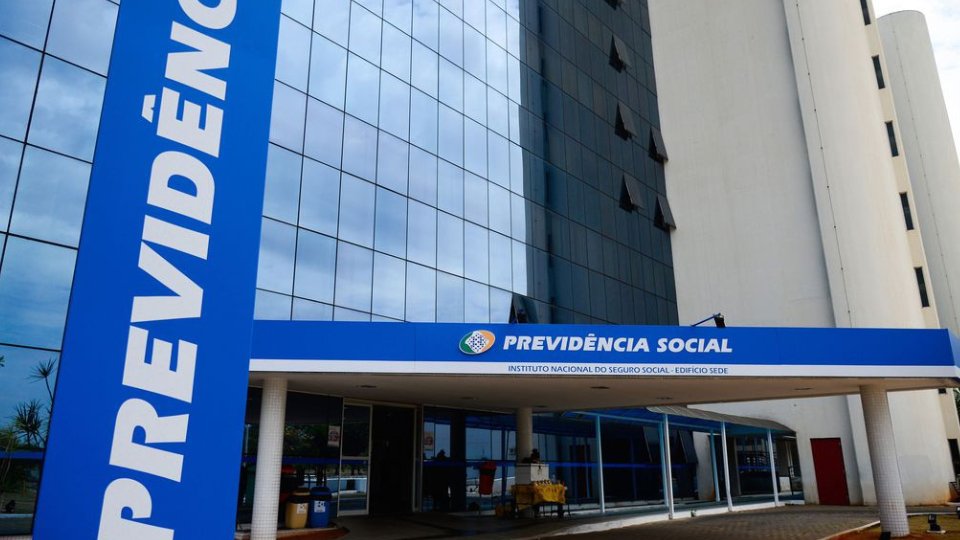 Justiça libera R$ 2,9 bilhões em atrasados do INSS