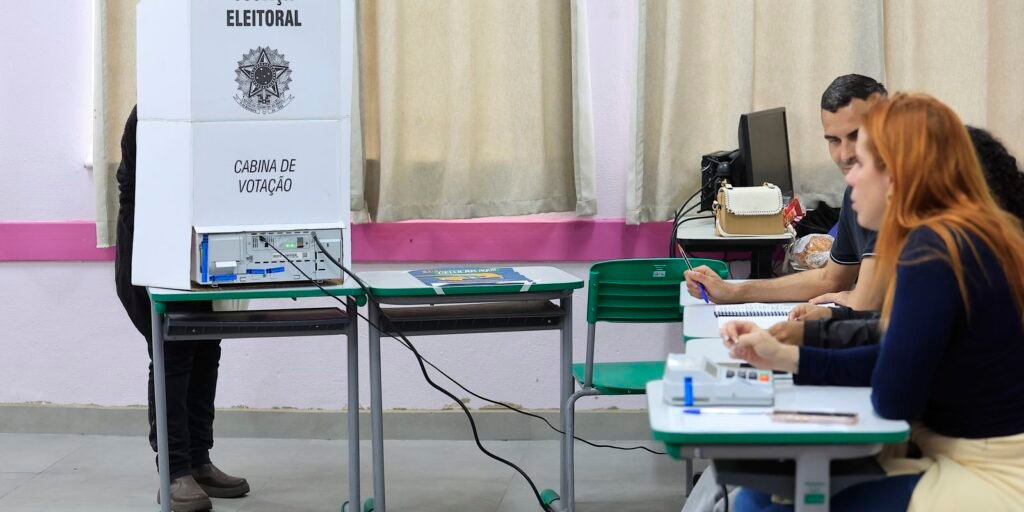Minas tem dia de votação tranquilo até agora; 75 urnas são trocadas