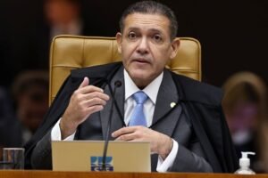 TSE não treinou mesários para identificar óculos inteligentes, e Kassio é cobrado a 2 dias da eleição