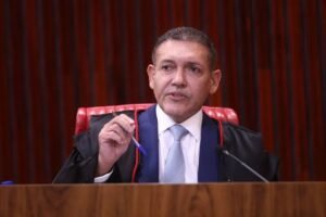 Kassio baixa regra para acelerar análise de ações de propaganda no TSE após críticas