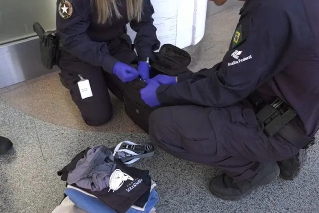 Passageiro é preso com 1,3 kg de cocaína no aeroporto de Brasília