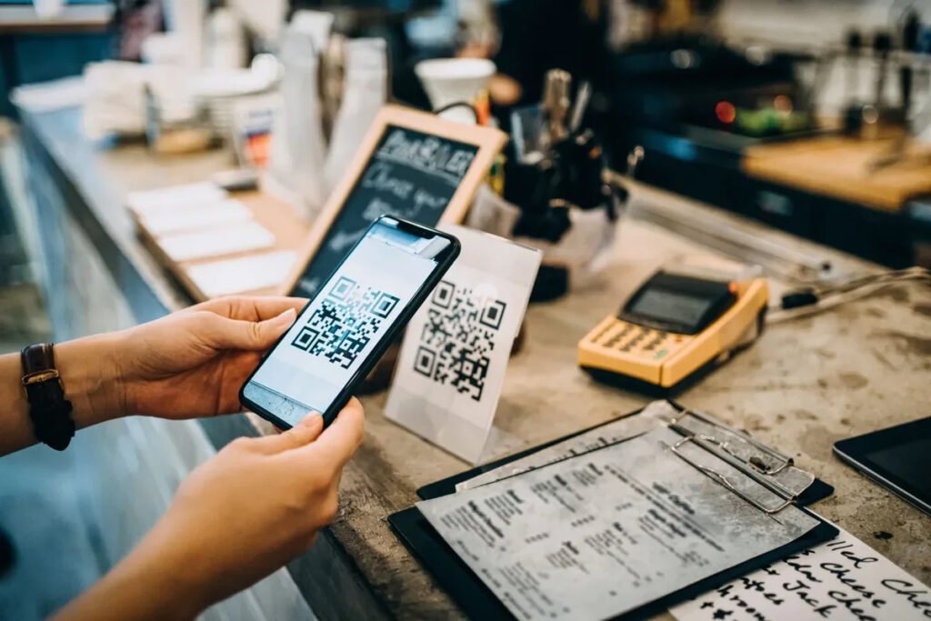 Golpe do QR Code pode desviar pagamentos por boleto e Pix
