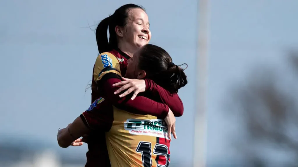 Planalto vence mais uma no Goianão Feminino e assume liderança