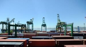 Brasil deve voltar a ser 8ª maior economia do mundo em 2027, prevê FMI