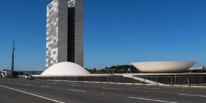 PL foi o partido que mais elegeu deputados e senadores
