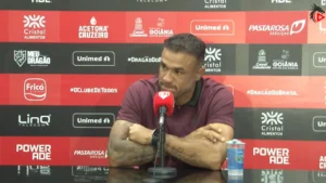 Roger Silva lamenta falta de pontaria e prevê decisão em Fortaleza