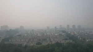 Fumaça em Manaus encobre capital pelo terceiro dia; ar é péssimo