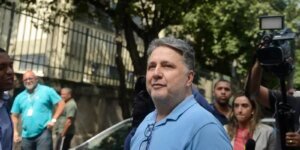 Garotinho desiste de recurso e embaralha eleição para governo do Rio