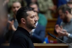 Zelensky acusa EUA de atrasar entrega de mísseis interceptadores à Ucrânia