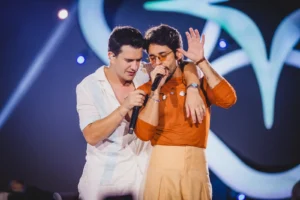 “Flash”, de Hugo & Guilherme, viraliza nas redes e entra no topo dos rankings musicais Com mais de 20 milhões de reproduções no Spotify