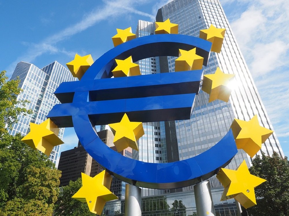 Bancos da zona do euro relatam queda na demanda por empréstimos e condições mais rigorosas